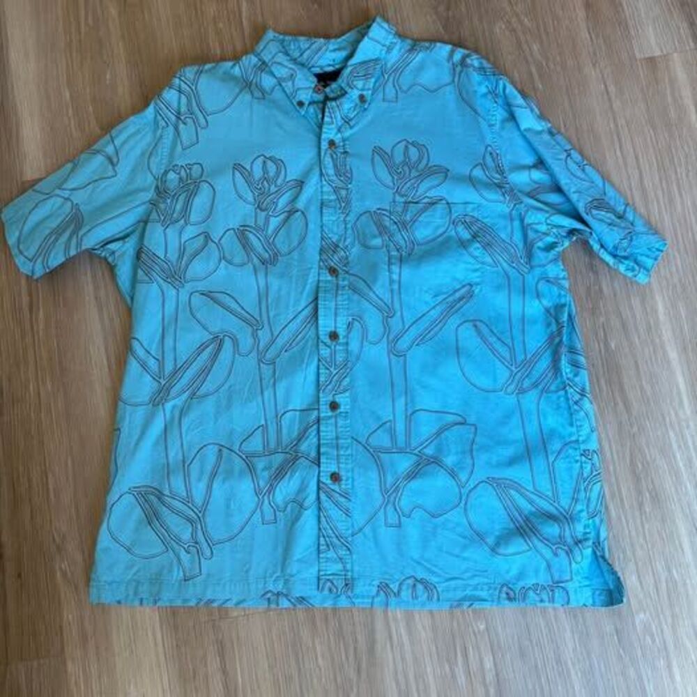 Hilo Hattie Men's XL Blue Floral Short Sleeve Button Down Shirt